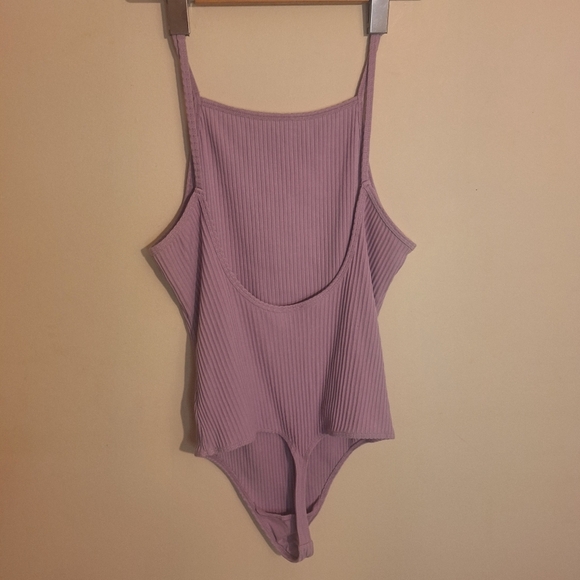 Aritzia Wilfred Annecy Ribbed Thong Spaghetti Strap Bodysuit lavender SZ S - Picture 5 of 9